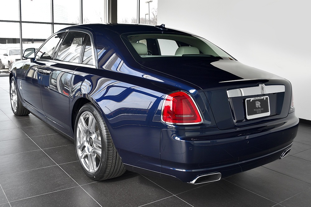 2017 Rolls-Royce Ghost Series II Image 2