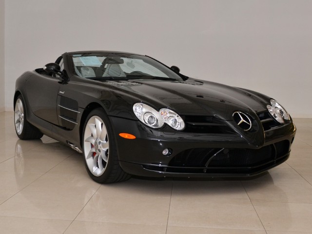 2009 Mercedes-Benz SLR-Class Image 11