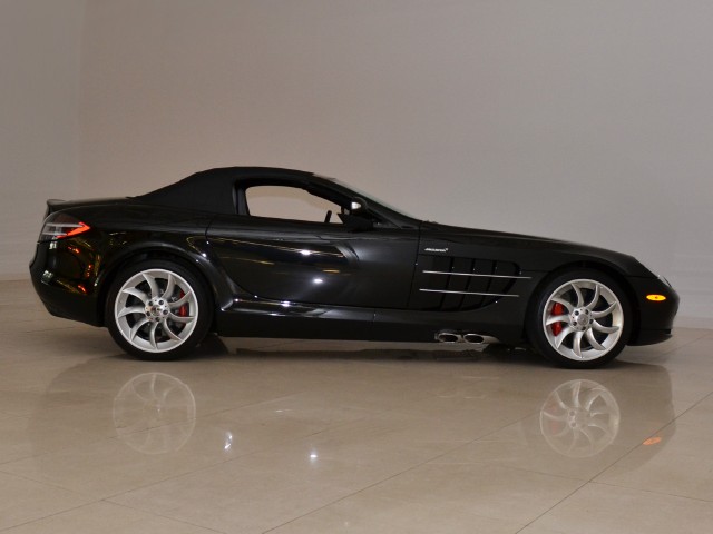 2009 Mercedes-Benz SLR-Class Image 23