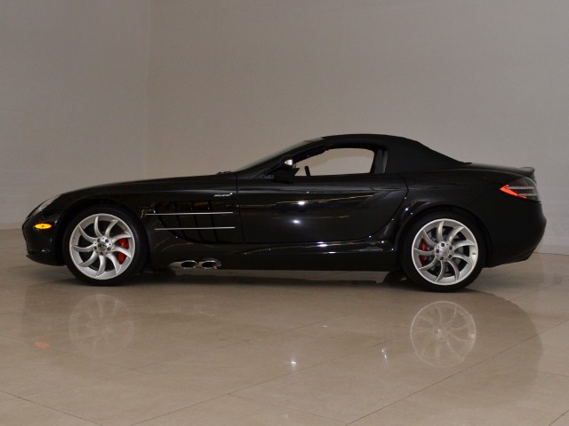 2009 Mercedes-Benz SLR-Class Image 24
