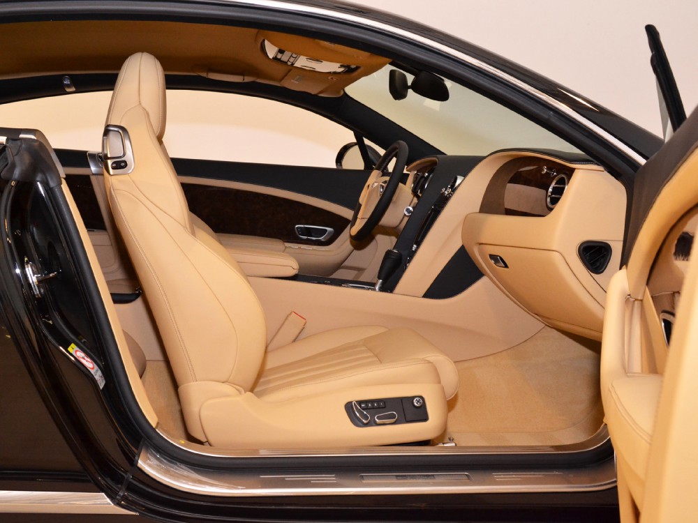 2012 Bentley Continental GT Image 13