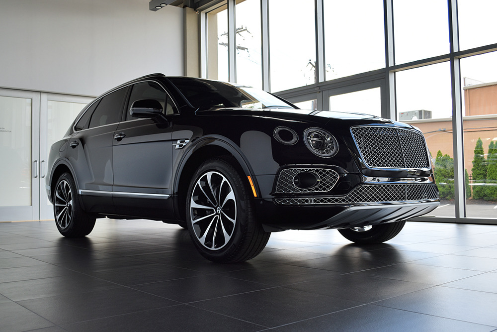2017 Bentley Bentayga Image 3
