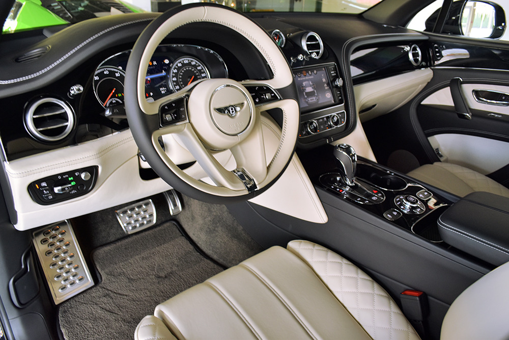 2017 Bentley Bentayga Image 5