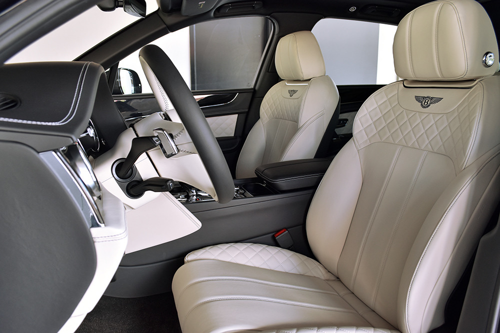 2017 Bentley Bentayga Image 6