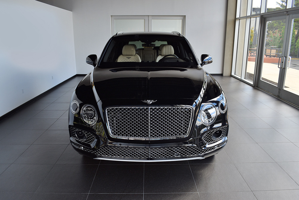 2017 Bentley Bentayga Image 9