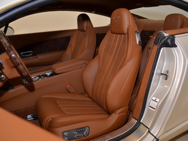 2012 Bentley Continental GT Image 15