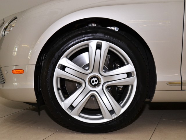 2012 Bentley Continental GT Image 5