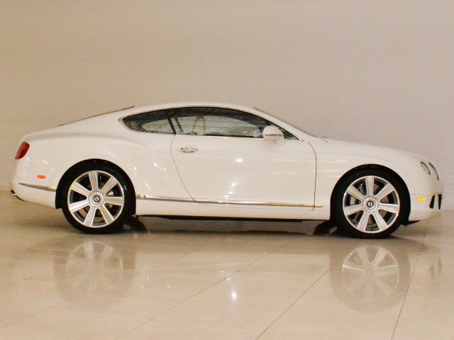 2012 Bentley Continental GT Image 10