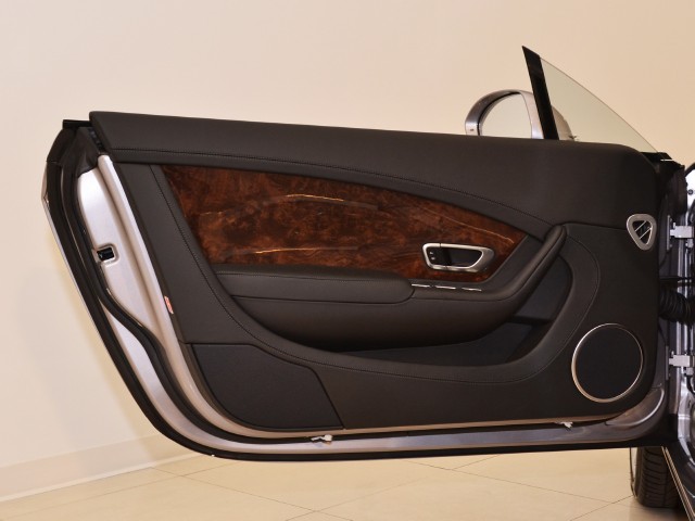 2012 Bentley Continental GT Image 18