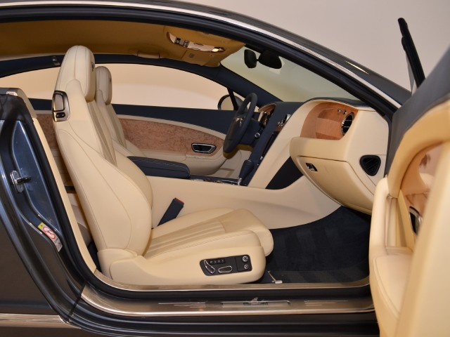 2012 Bentley Continental GT Image 17