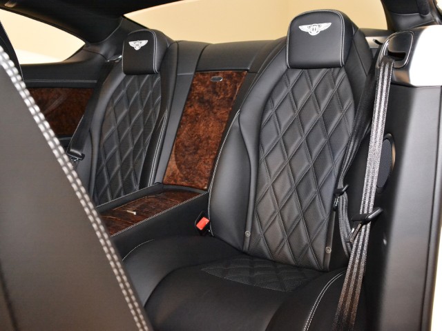 2012 Bentley Continental GT Image 15