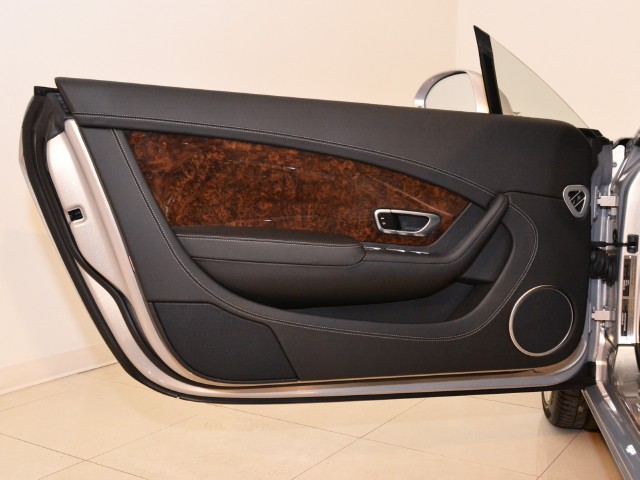 2012 Bentley Continental GT Image 18