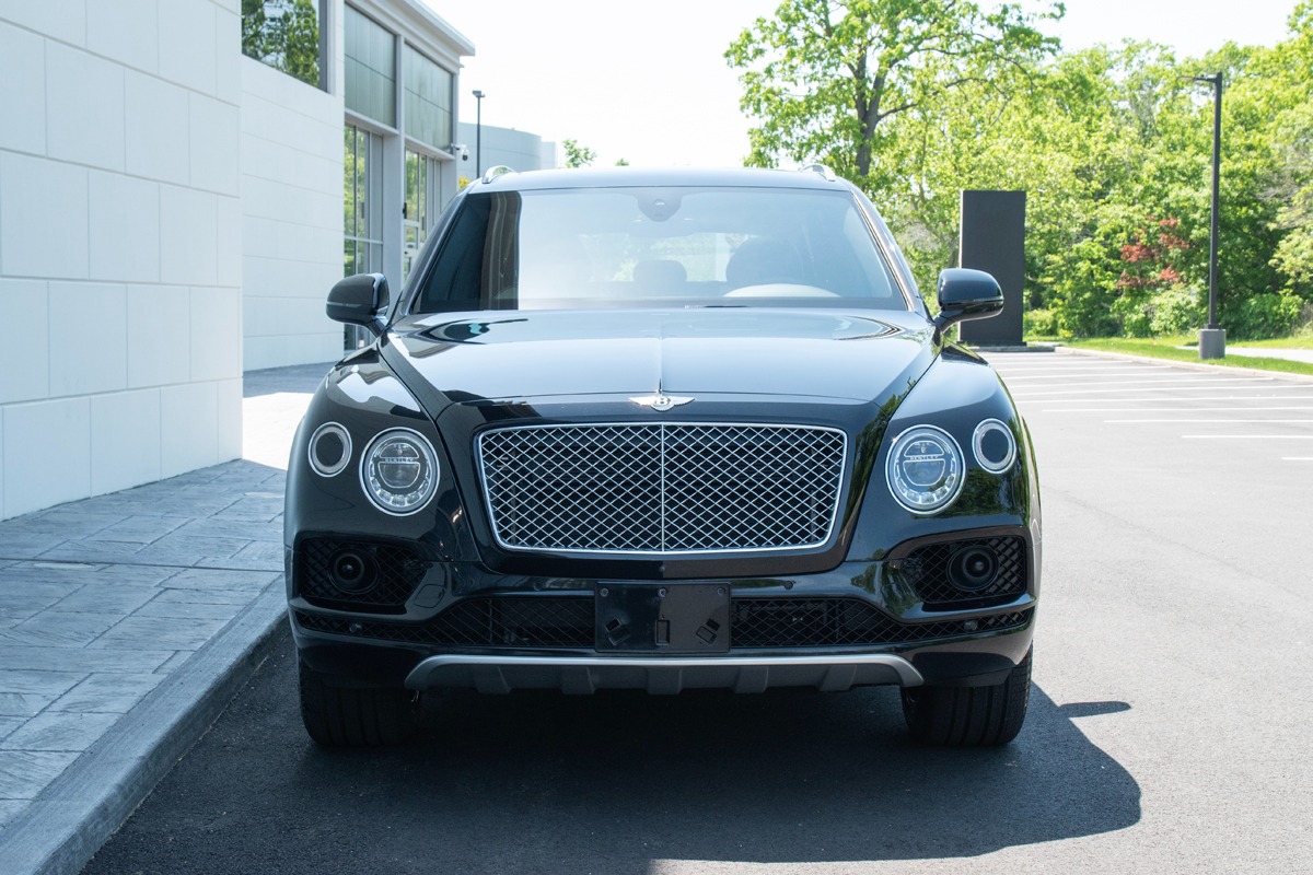 2018 Bentley Bentayga Image 10