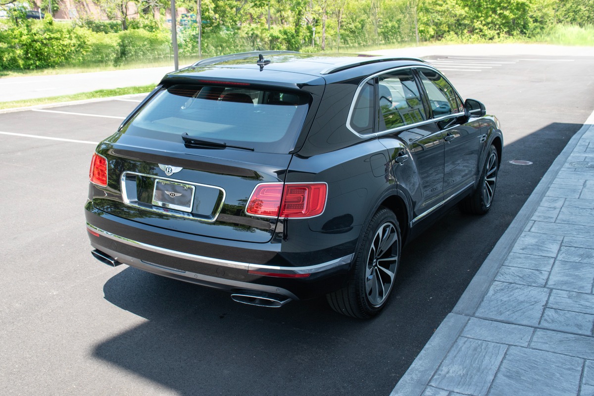 2018 Bentley Bentayga Image 15