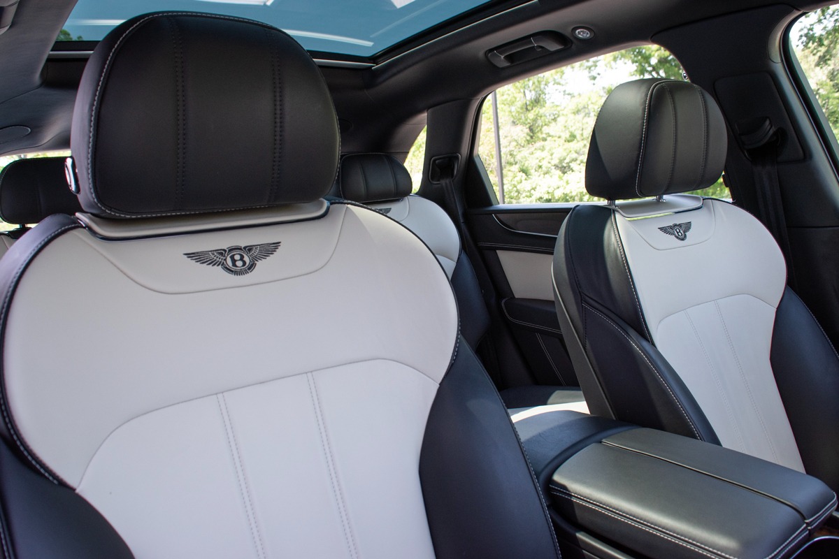 2018 Bentley Bentayga Image 22