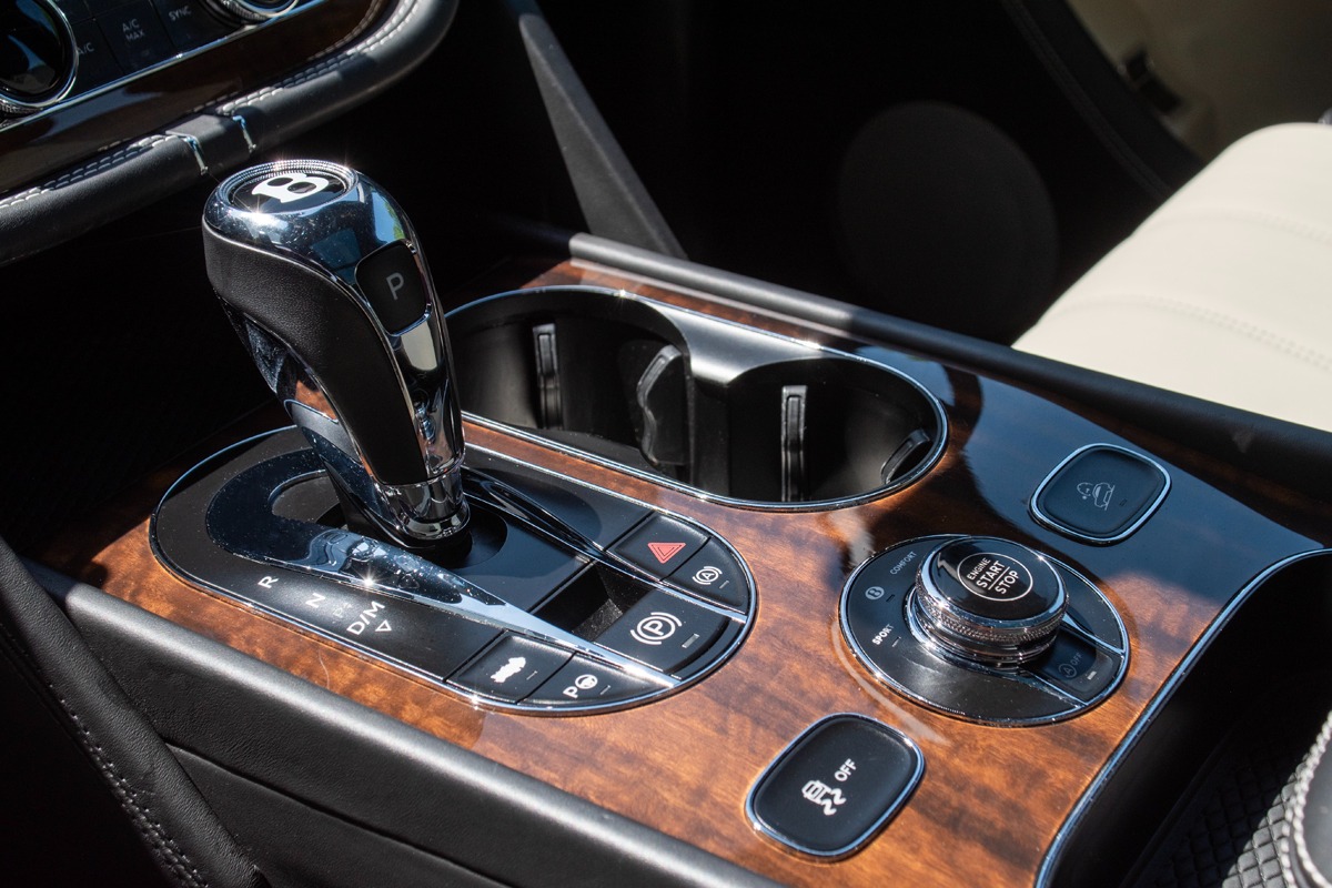 2018 Bentley Bentayga Image 23