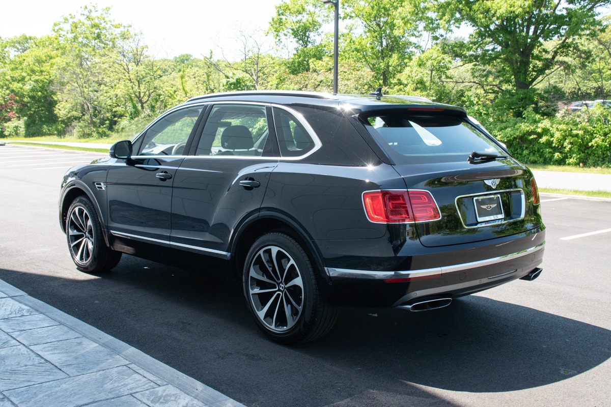 2018 Bentley Bentayga Image 27