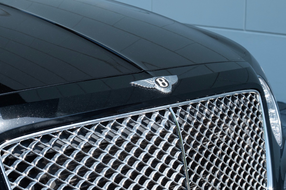 2018 Bentley Bentayga Image 28