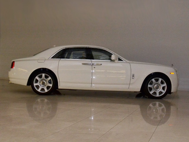 2011 Rolls-Royce Ghost Image 10