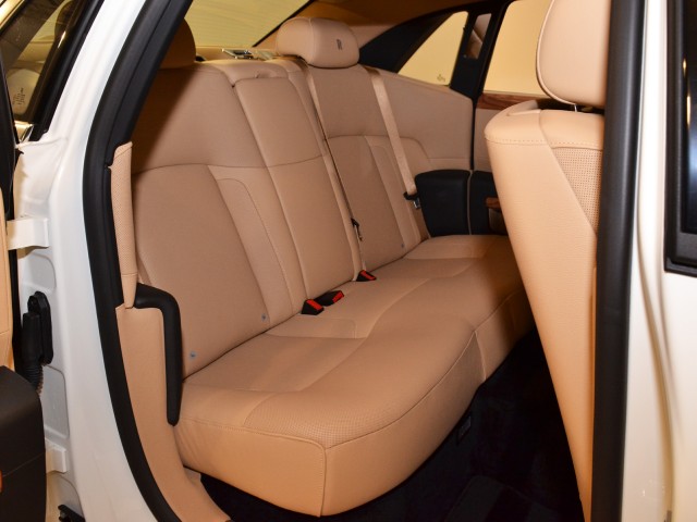 2011 Rolls-Royce Ghost Image 21