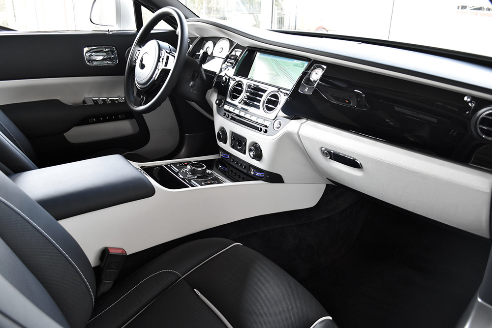 2017 Rolls-Royce Wraith Image 11