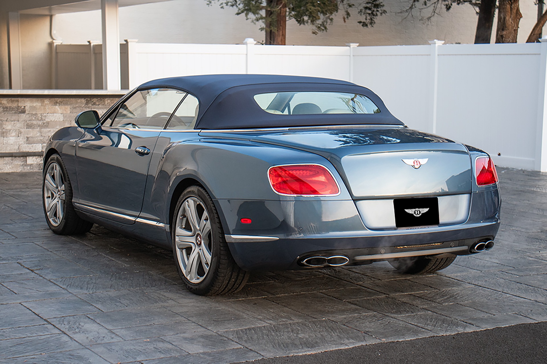 2013 Bentley Continental GT Convertible Image 19