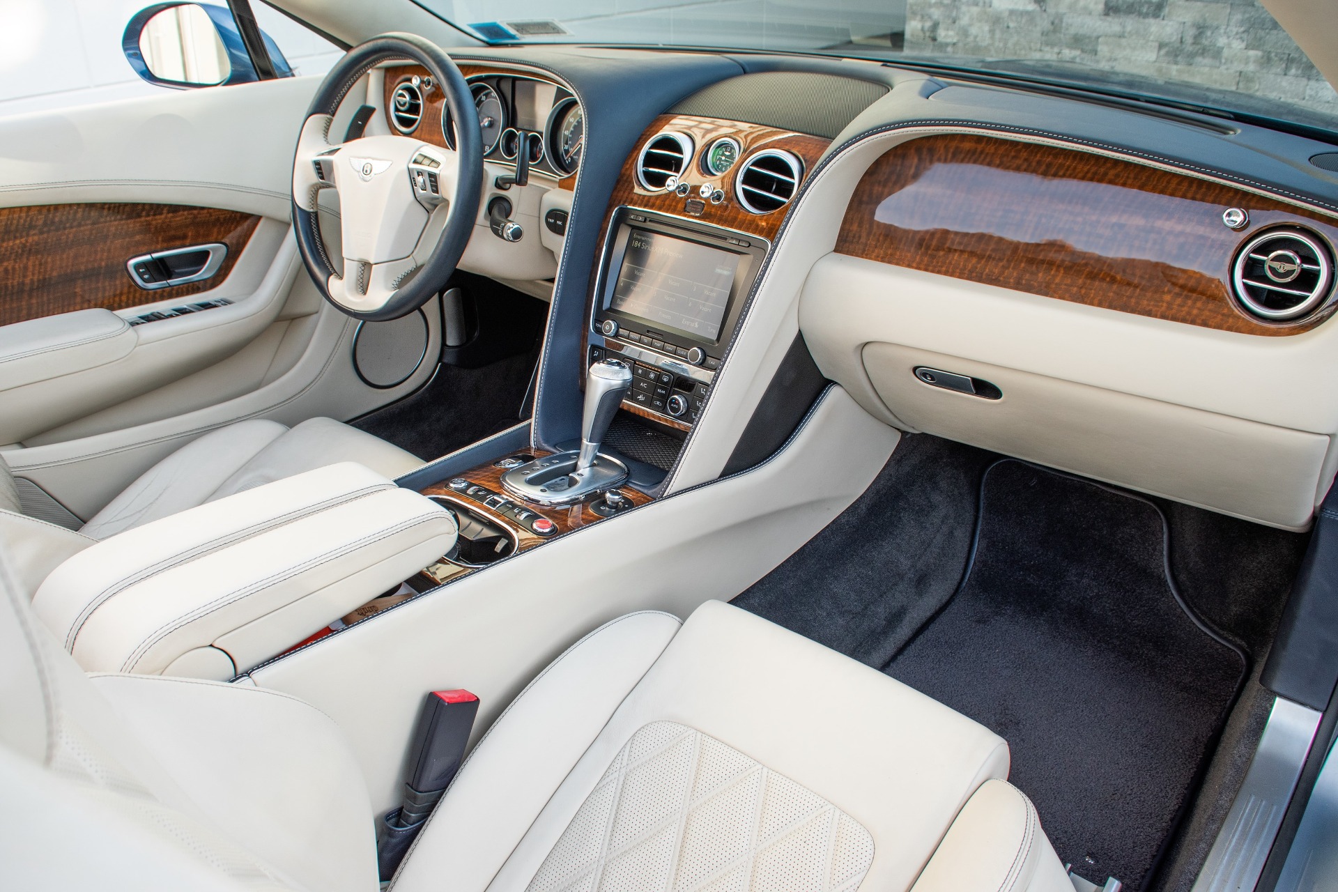 2013 Bentley Continental GT Convertible Image 2