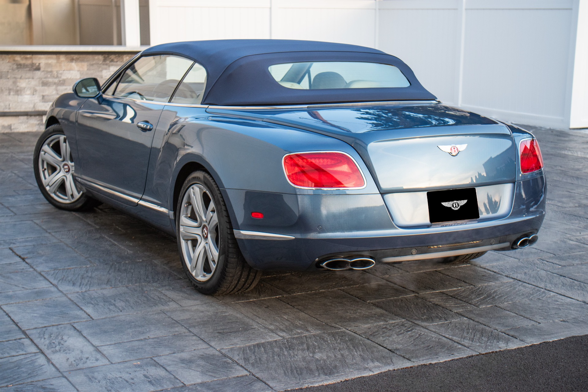 2013 Bentley Continental GT Convertible Image 24