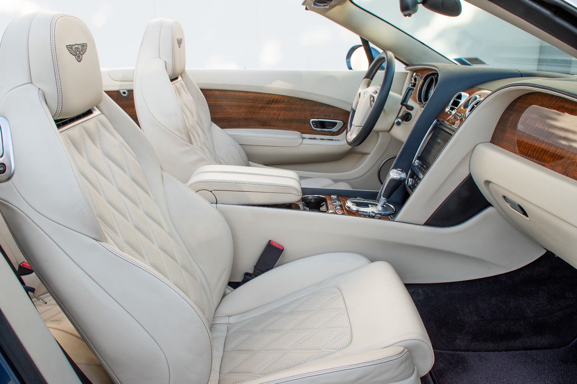 2013 Bentley Continental GT Convertible Image 26