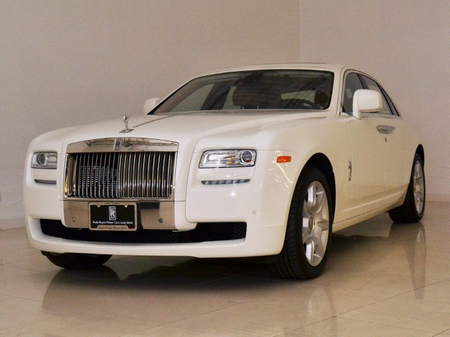 2011 Rolls-Royce Ghost Image 5