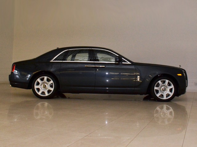 2011 Rolls-Royce Ghost Image 10