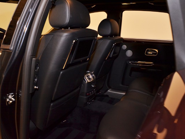 2011 Rolls-Royce Ghost Image 19