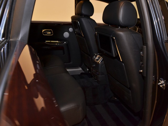 2011 Rolls-Royce Ghost Image 22