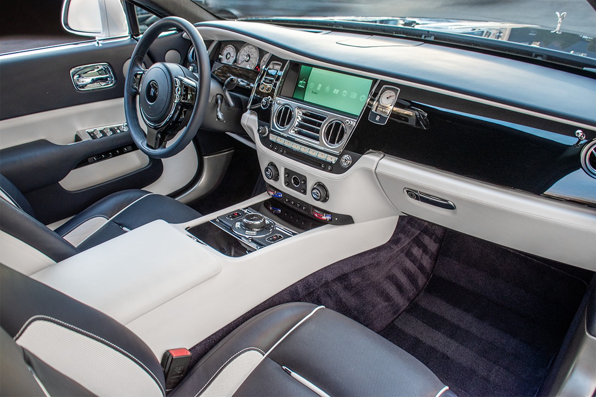 2017 Rolls-Royce Wraith Image 17