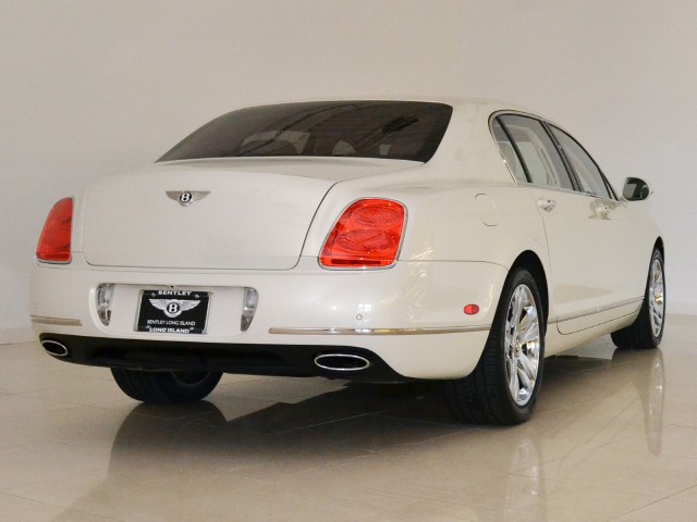 2011 Bentley Continental Flying Spur Image 2