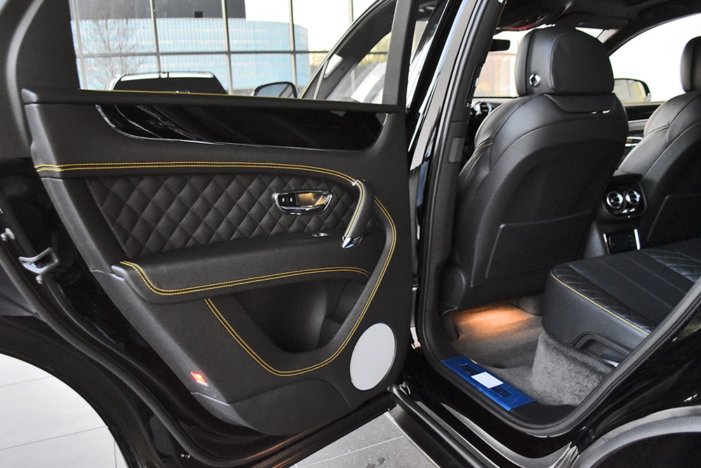 2018 Bentley Bentayga Black Edition Image 11