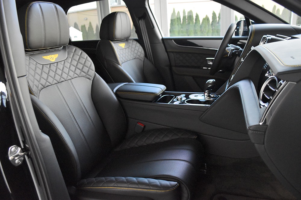 2018 Bentley Bentayga Black Edition Image 4