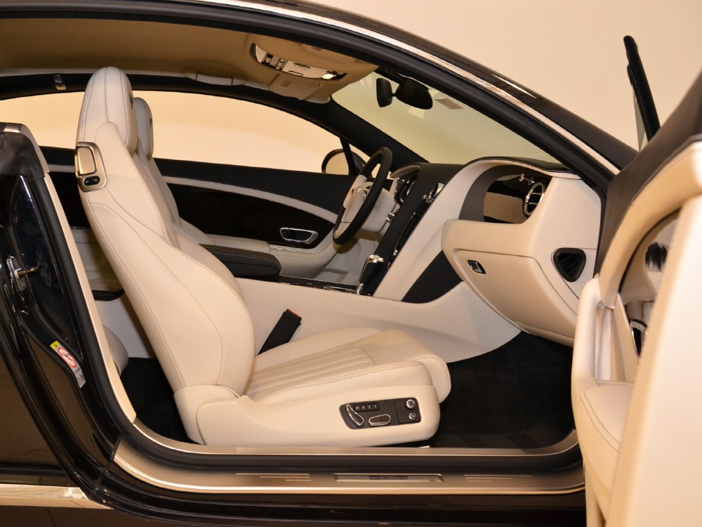 2012 Bentley Continental GT Image 17