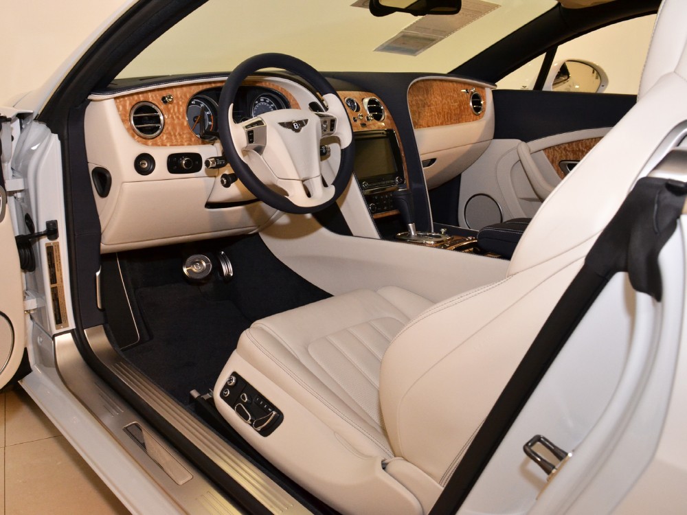 2012 Bentley Continental GT Image 3