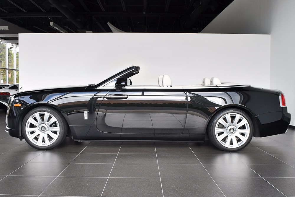2017 Rolls-Royce Dawn Image 11