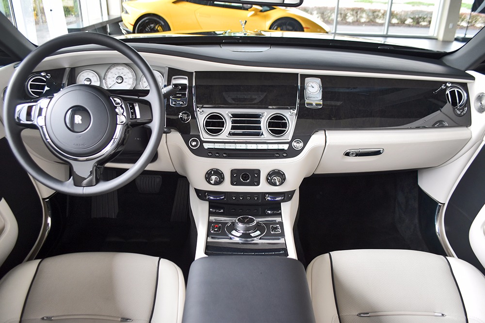 2017 Rolls-Royce Dawn Image 14