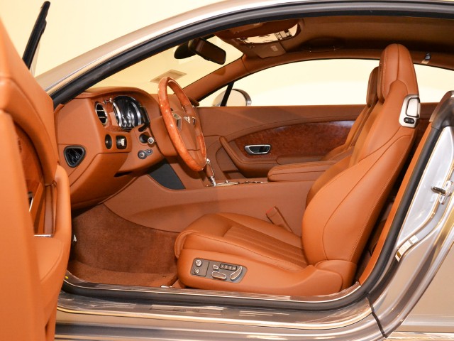 2012 Bentley Continental GT Image 13