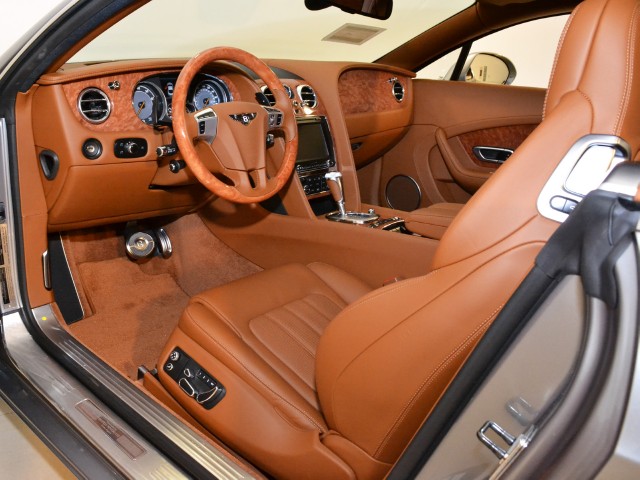 2012 Bentley Continental GT Image 3