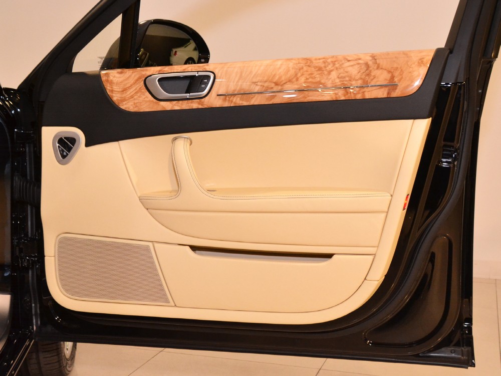 2012 Bentley Continental Flying Spur Image 24