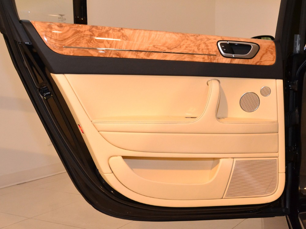 2012 Bentley Continental Flying Spur Image 25