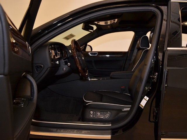 2012 Bentley Continental Flying Spur Image 13