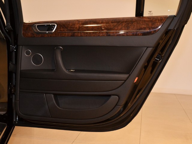 2012 Bentley Continental Flying Spur Image 26