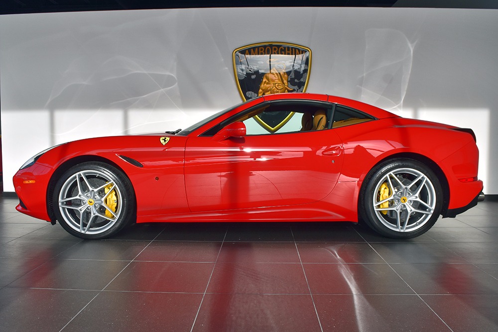 2016 Ferrari California T Image 13