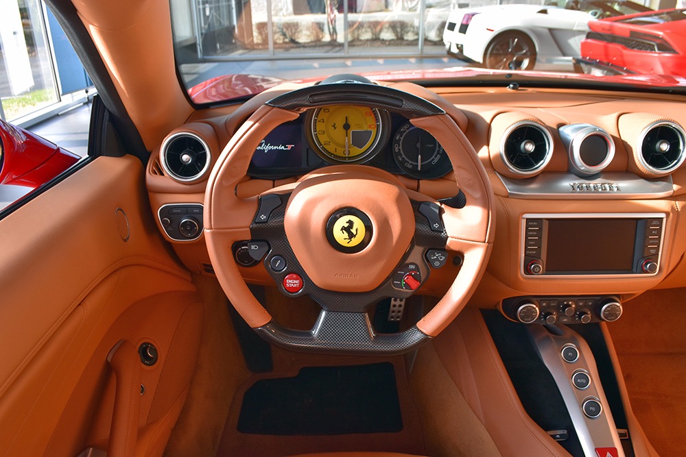 2016 Ferrari California T Image 7