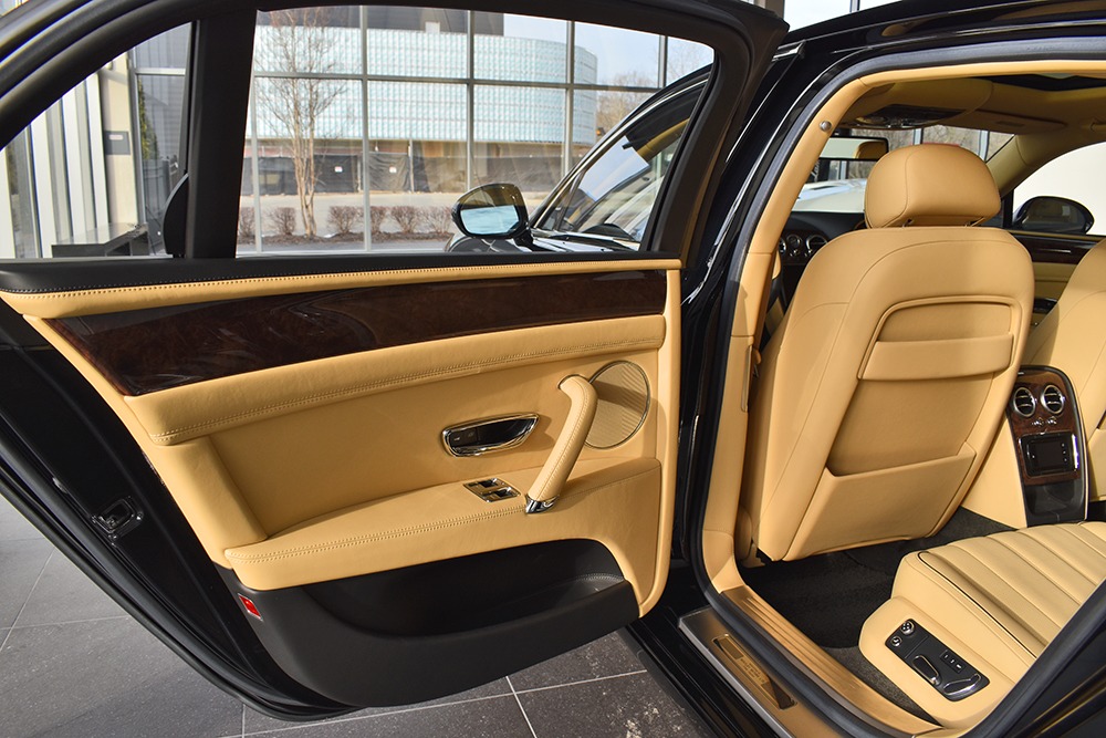 2014 Bentley Flying Spur Image 10